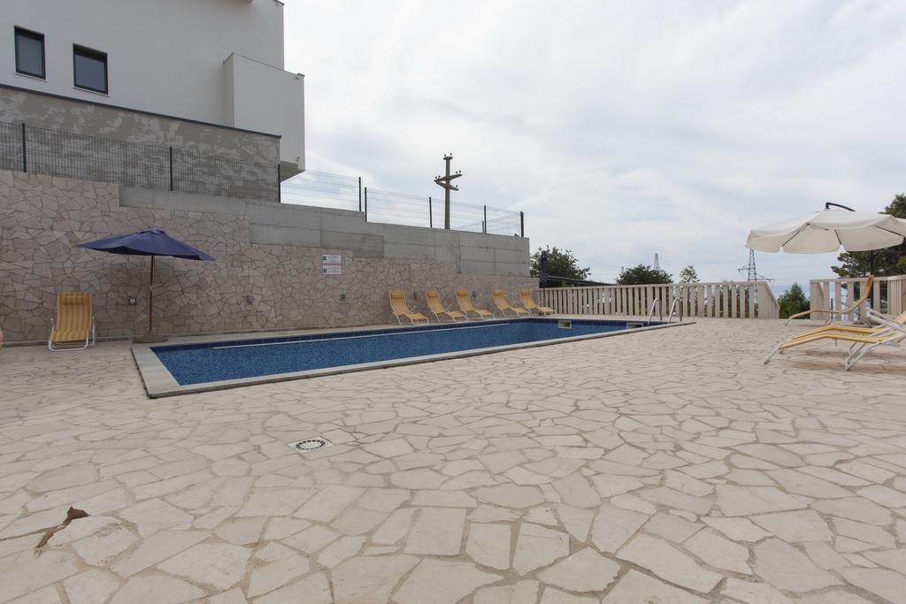 Apartments Damjanovic Makarska Exterior photo