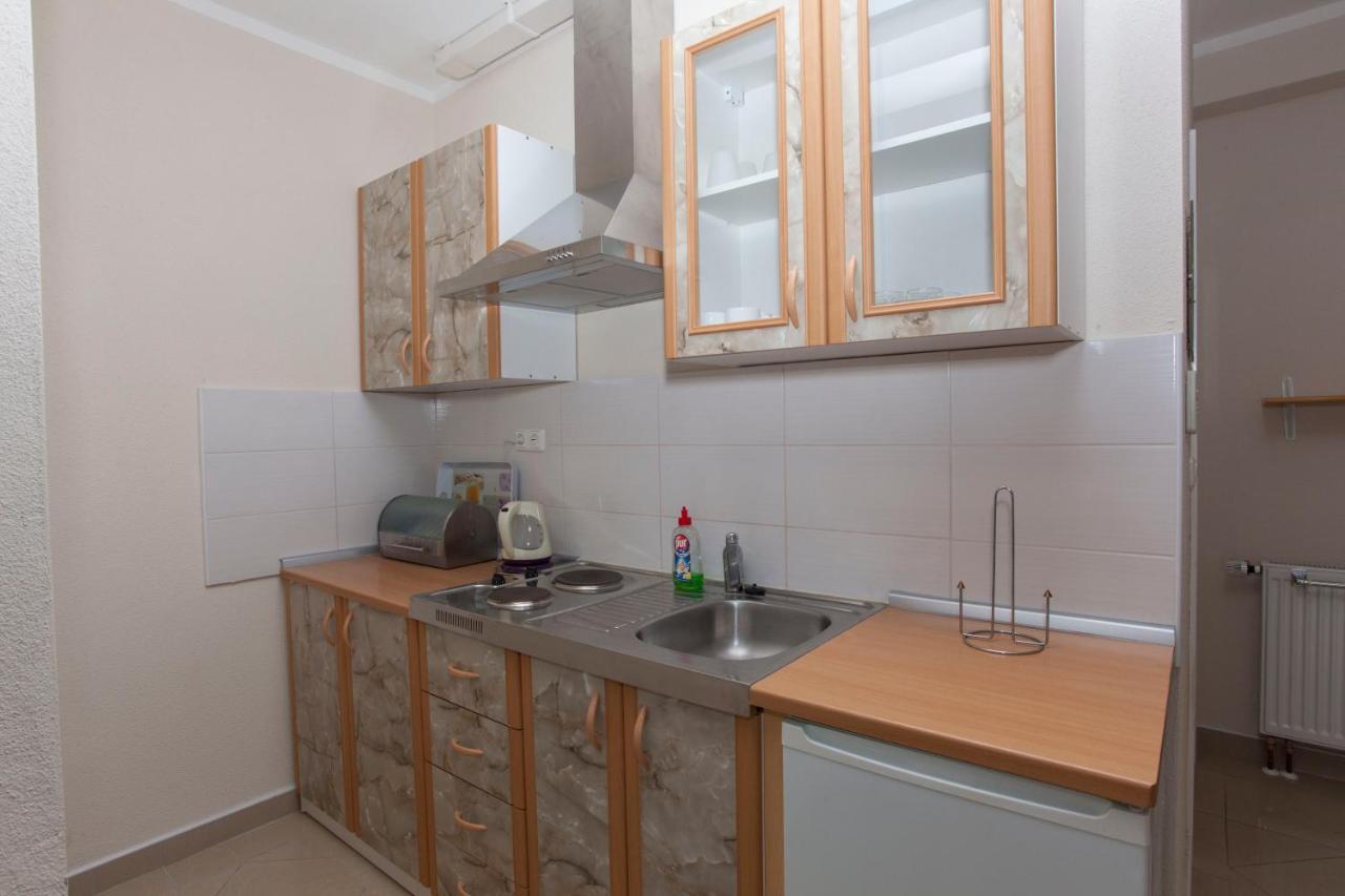 Apartments Damjanovic Makarska Exterior photo